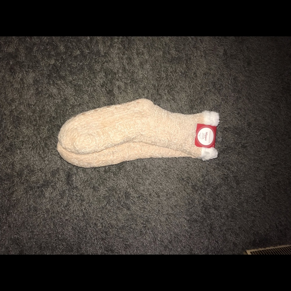 Slipper socks/fuzzy socks